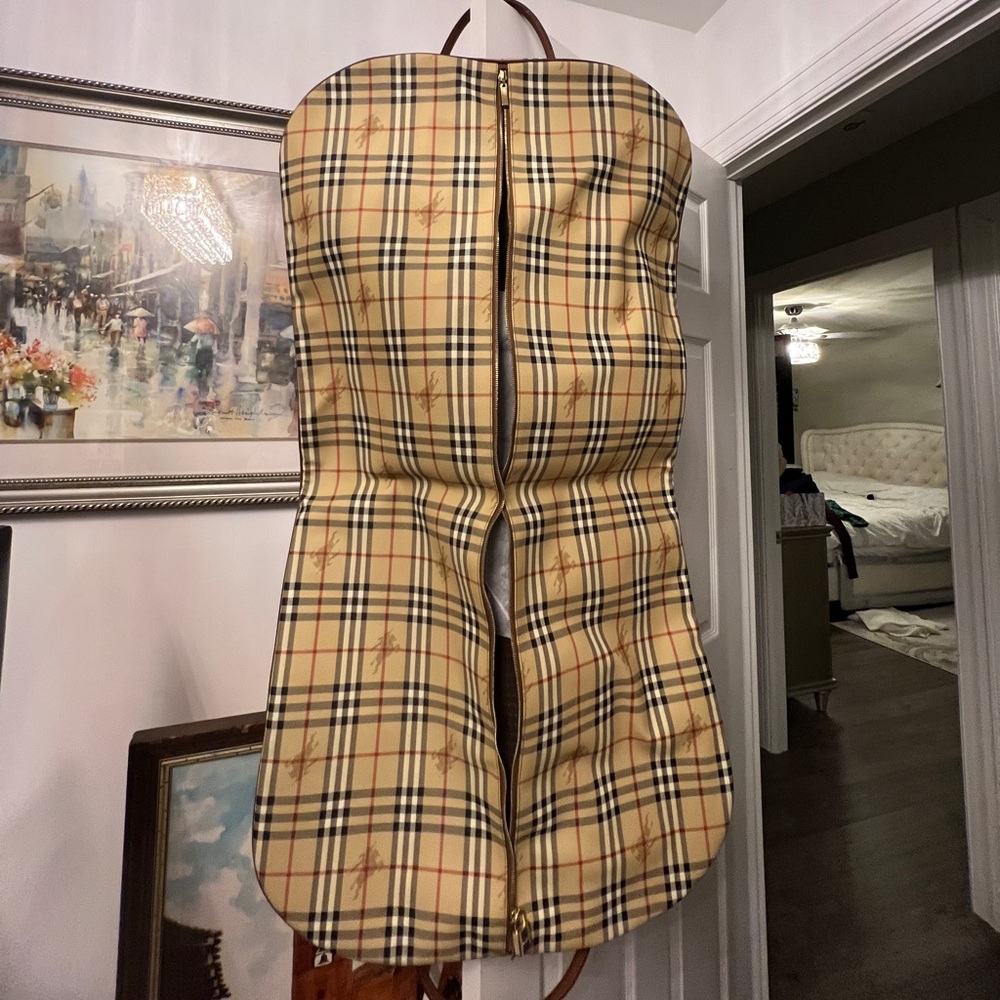 Burberry vintage Garment Bag
